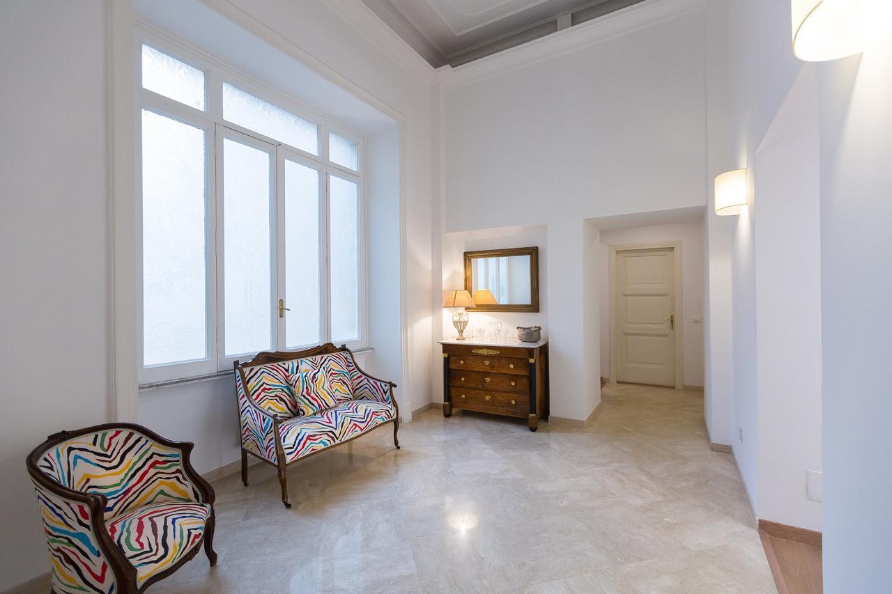 Prestigious Apartment Via Barberini Řím Exteriér fotografie